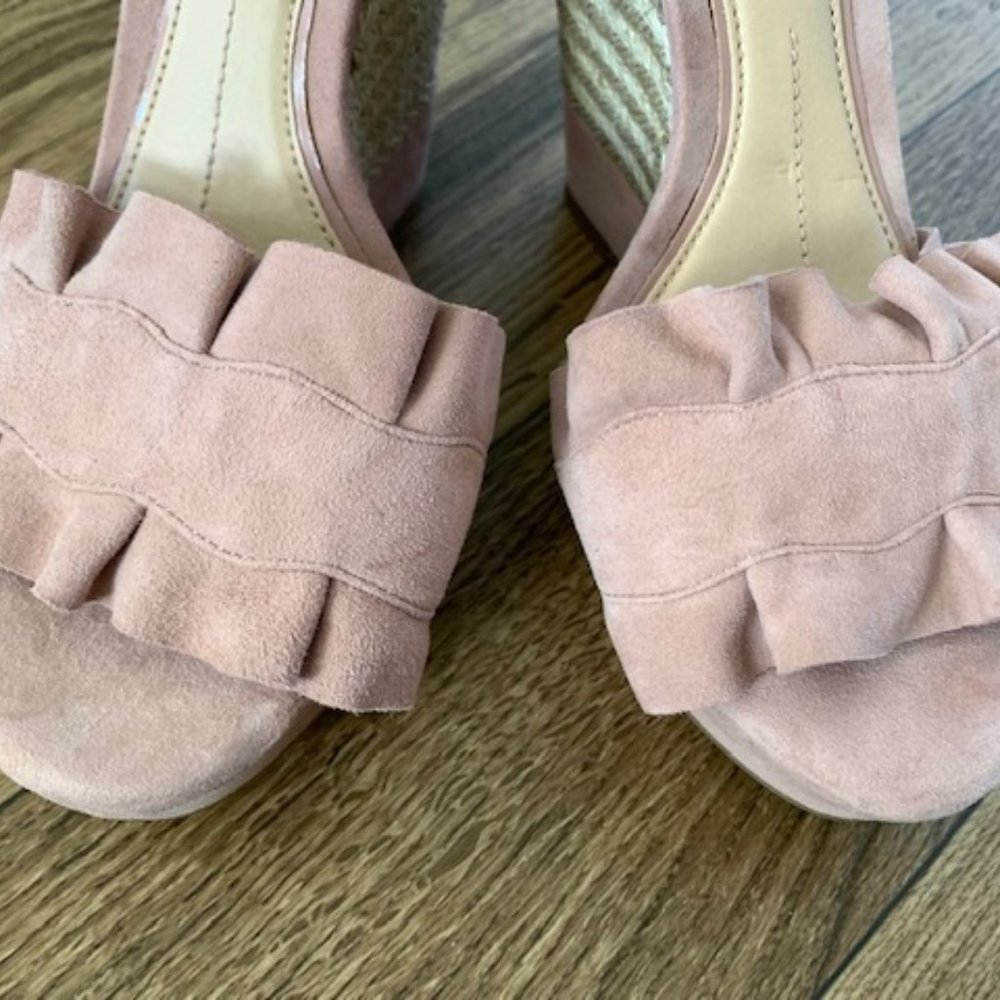 Gianni Bini KENLEYY Suede wedge, Size 7 - Picture 13 of 13